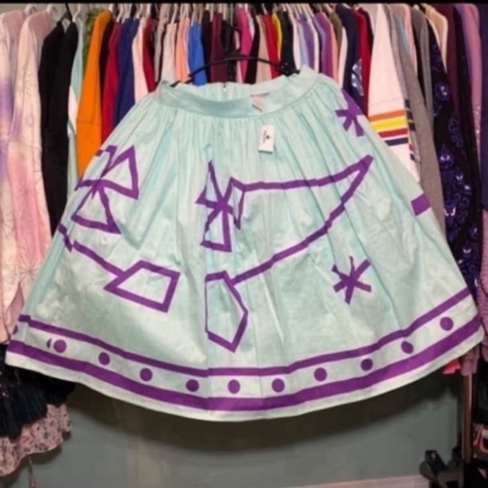 Disney parks dress shop Alice in wonderland teacup attraction skirt NWT L